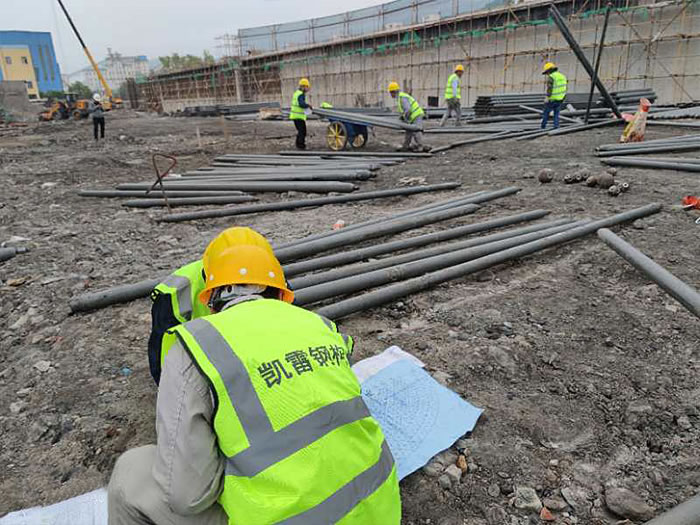 姜堰螺栓球网架结构